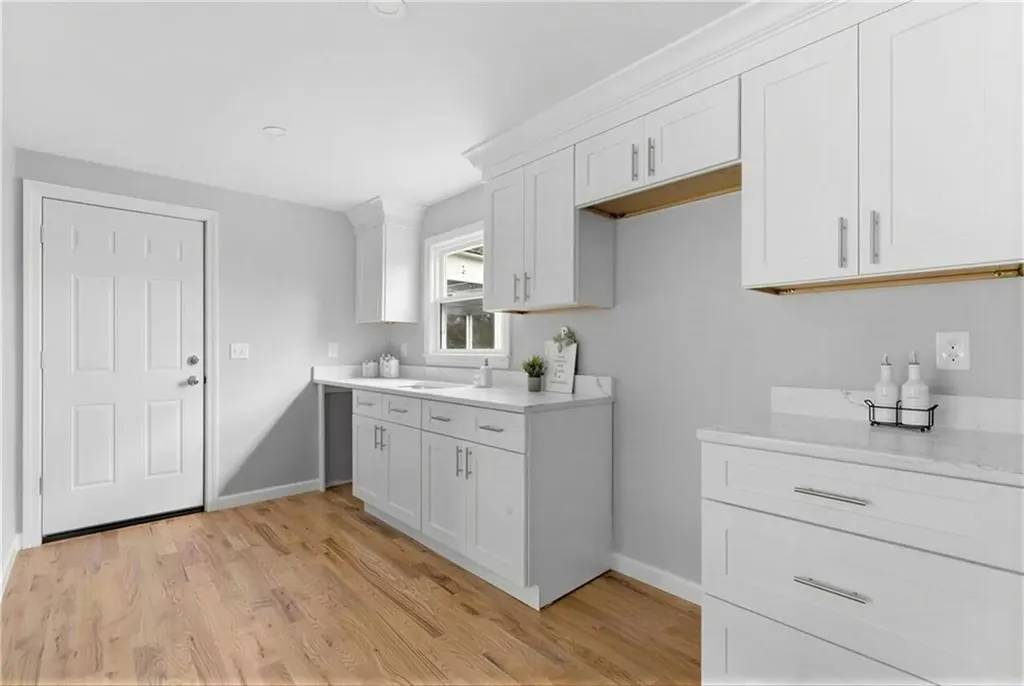 63 Indian Road East Providence RI 02915