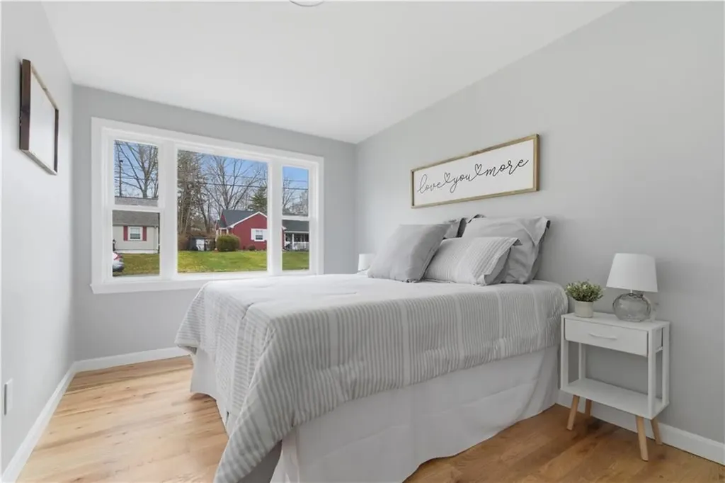 63 Indian Road East Providence RI 02915