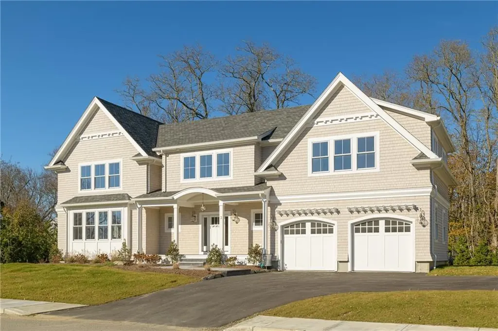 3 Knowlton Court Bristol RI 02809