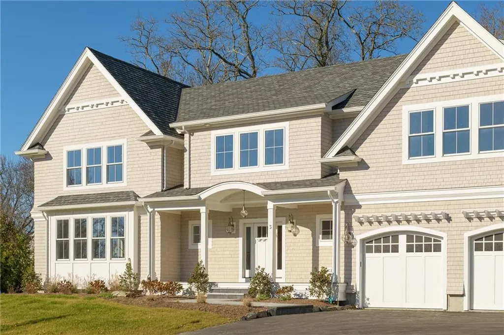3 Knowlton Court Bristol RI 02809