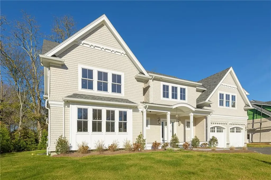 3 Knowlton Court Bristol RI 02809