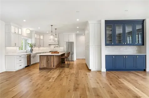 3 Knowlton Court Bristol RI 02809