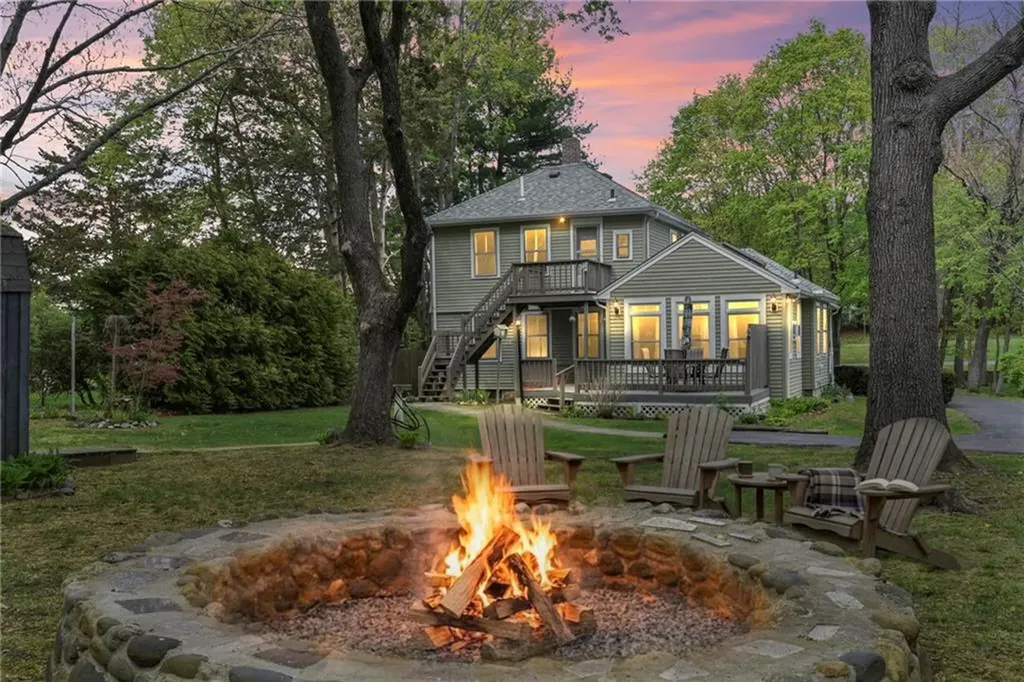 246 Old Forge Road Warwick RI 02818