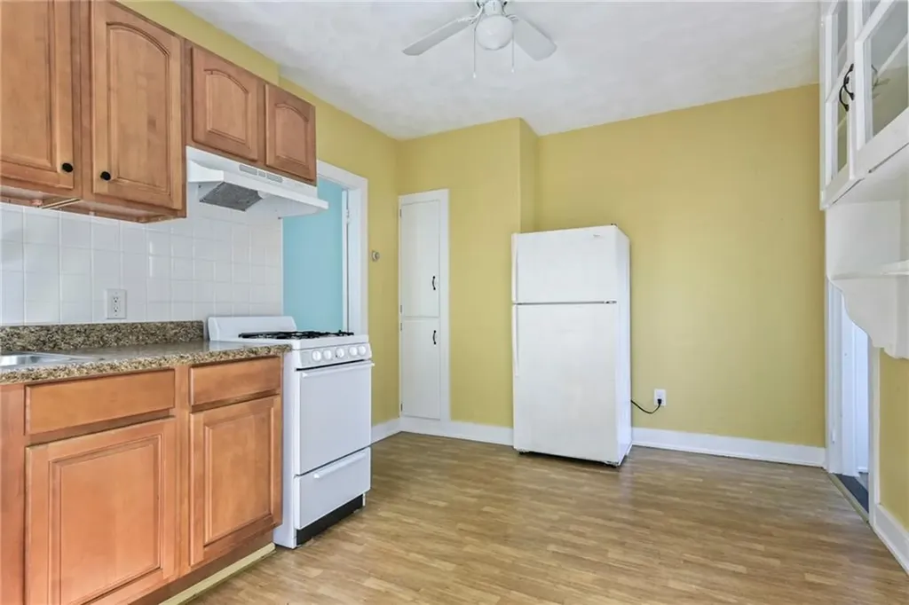 246 Old Forge Road Warwick RI 02818