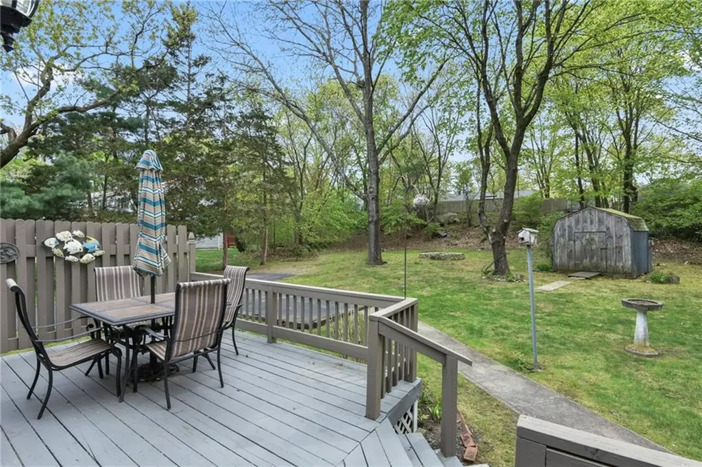 246 Old Forge Road Warwick RI 02818