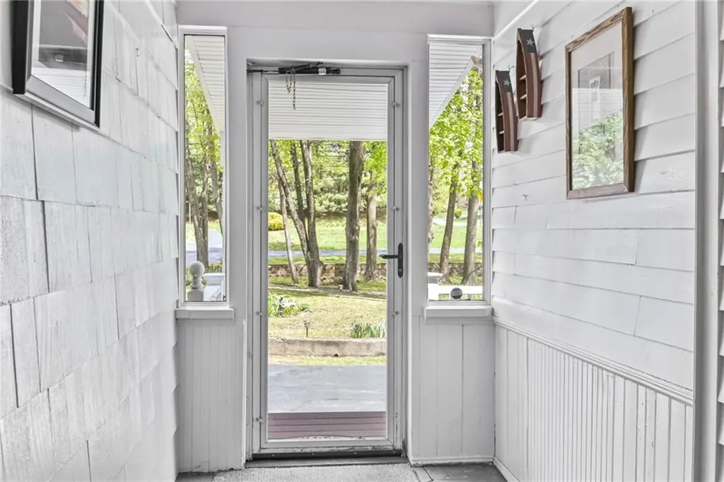 246 Old Forge Road Warwick RI 02818