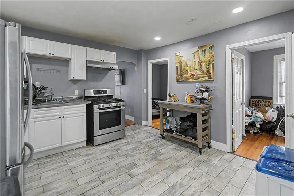 1 2 Hale Street Providence RI 02909