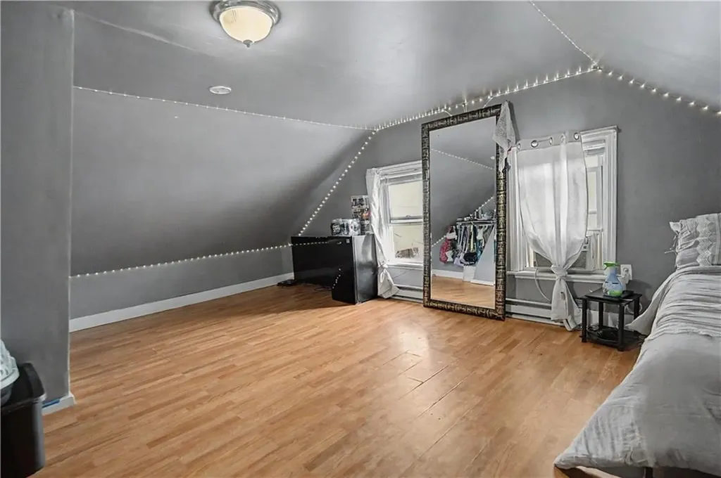 1 2 Hale Street Providence RI 02909