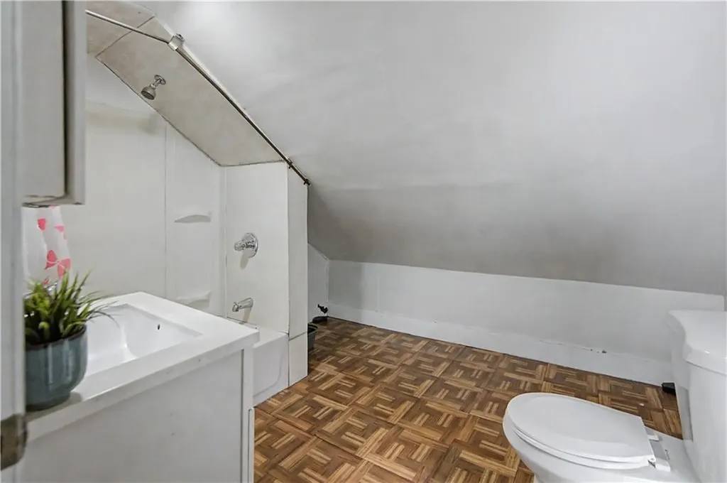 1 2 Hale Street Providence RI 02909