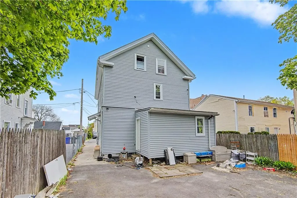1 2 Hale Street Providence RI 02909
