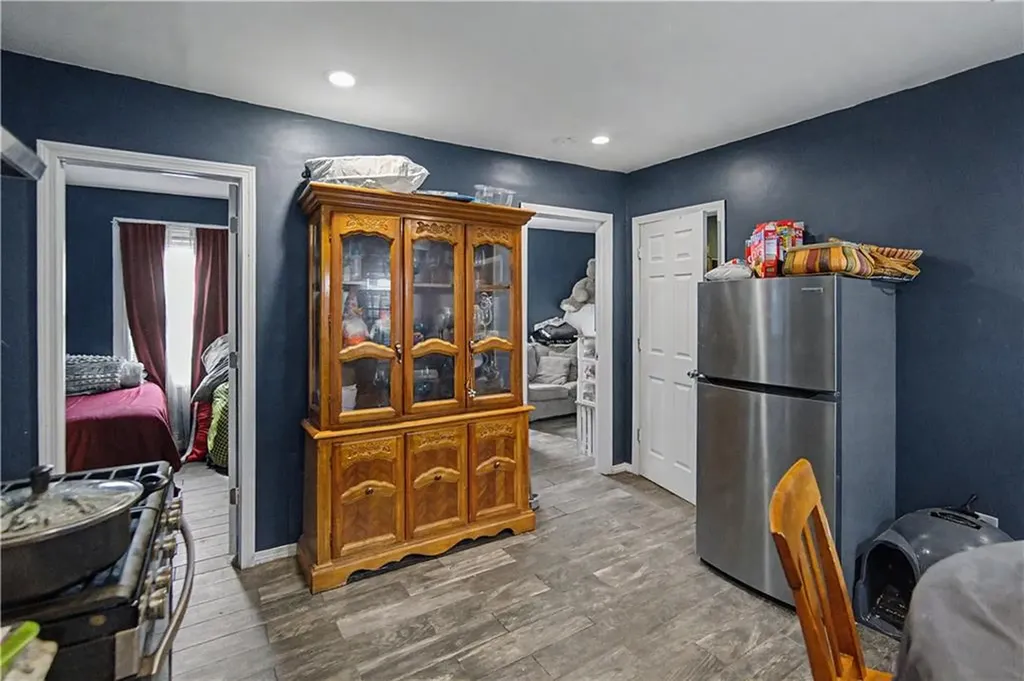 1 2 Hale Street Providence RI 02909