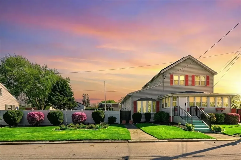 76 Sabra Street Cranston RI 02910