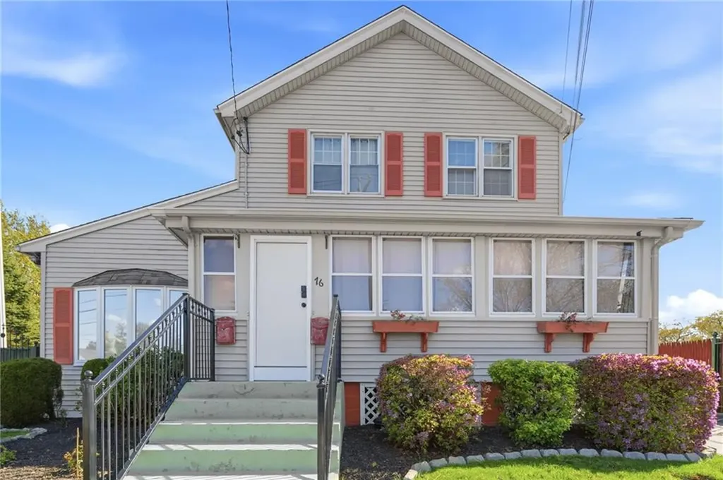 76 Sabra Street Cranston RI 02910