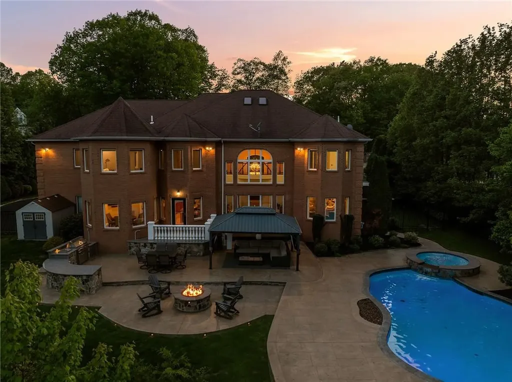 20 Red Brook Crossing Lincoln RI 02865