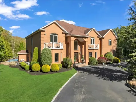 20 Red Brook Crossing Lincoln RI 02865