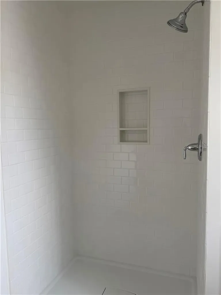 27 Massasoit Avenue Bristol RI 02809
