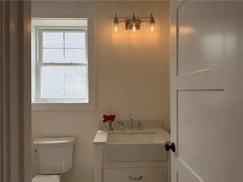 27 Massasoit Avenue Bristol RI 02809