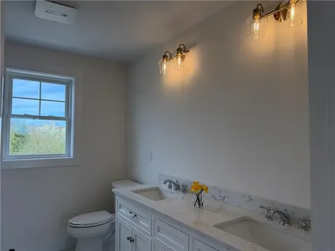 27 Massasoit Avenue Bristol RI 02809