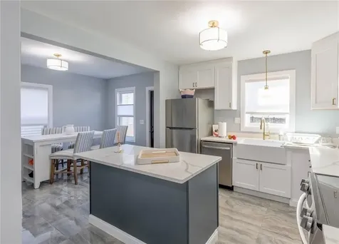 18 Hall Avenue Newport RI 02840