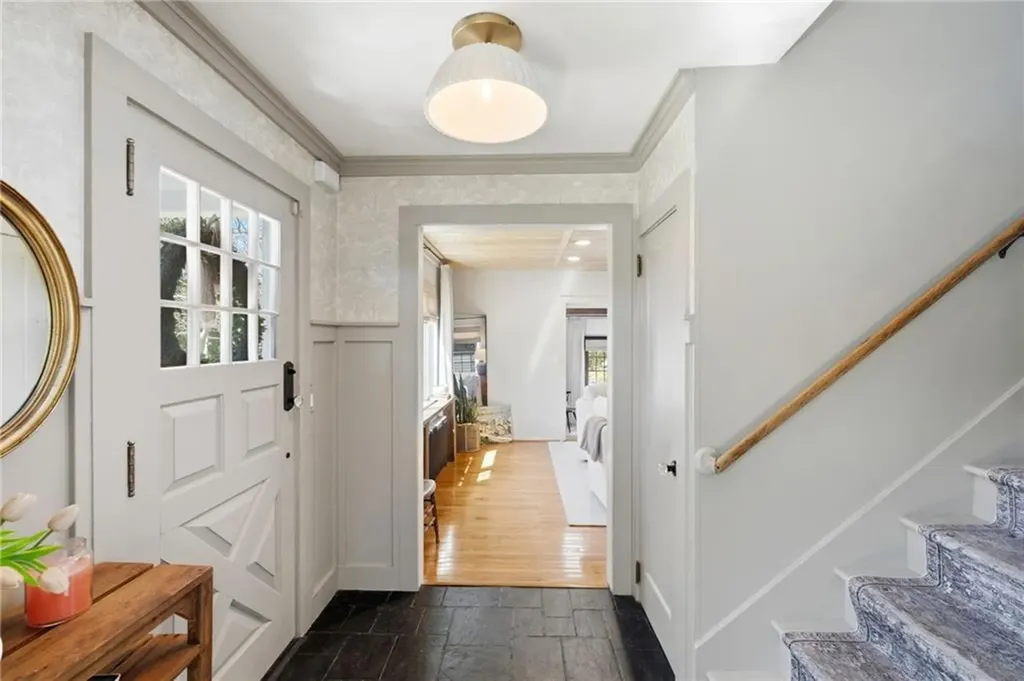 188 Post Road Westerly RI 02891