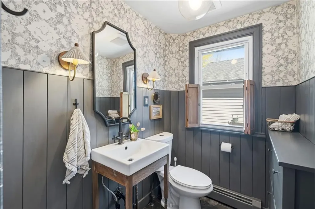 188 Post Road Westerly RI 02891