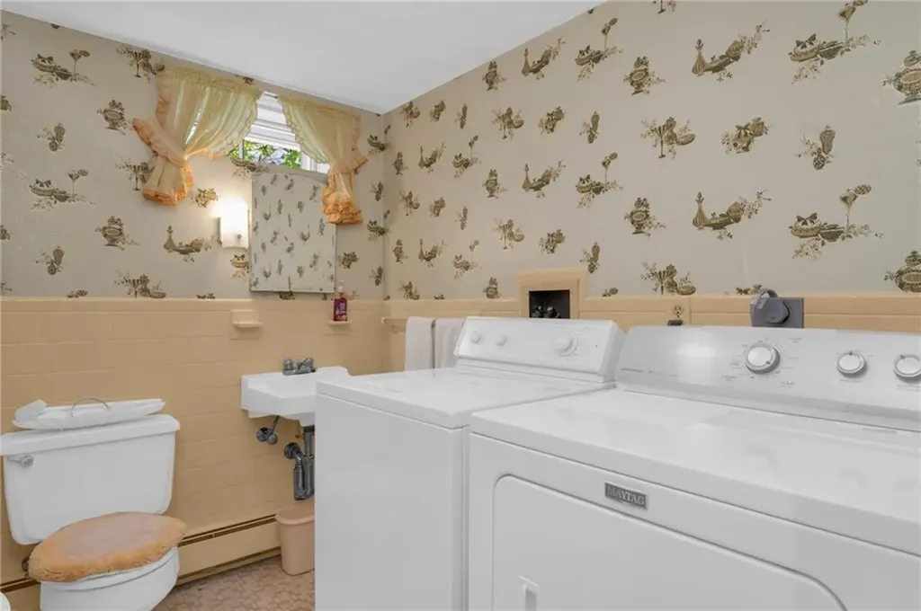 15 Pine Street North Providence RI 02911