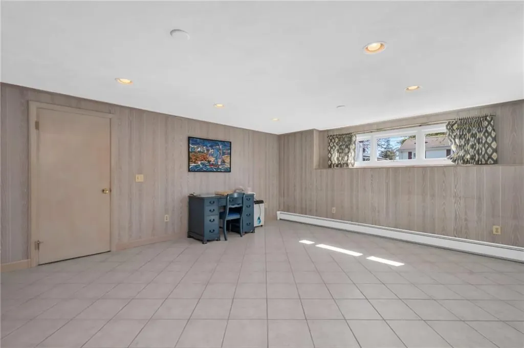 15 Pine Street North Providence RI 02911