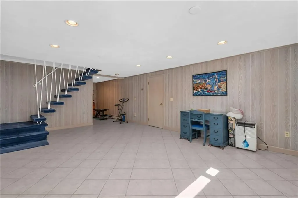 15 Pine Street North Providence RI 02911