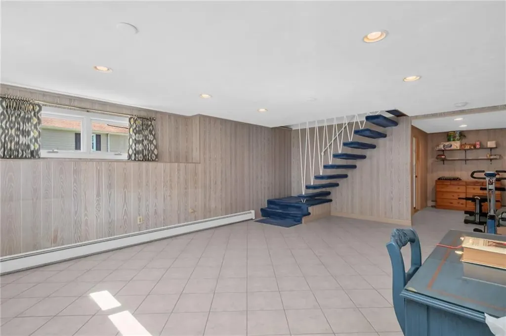 15 Pine Street North Providence RI 02911