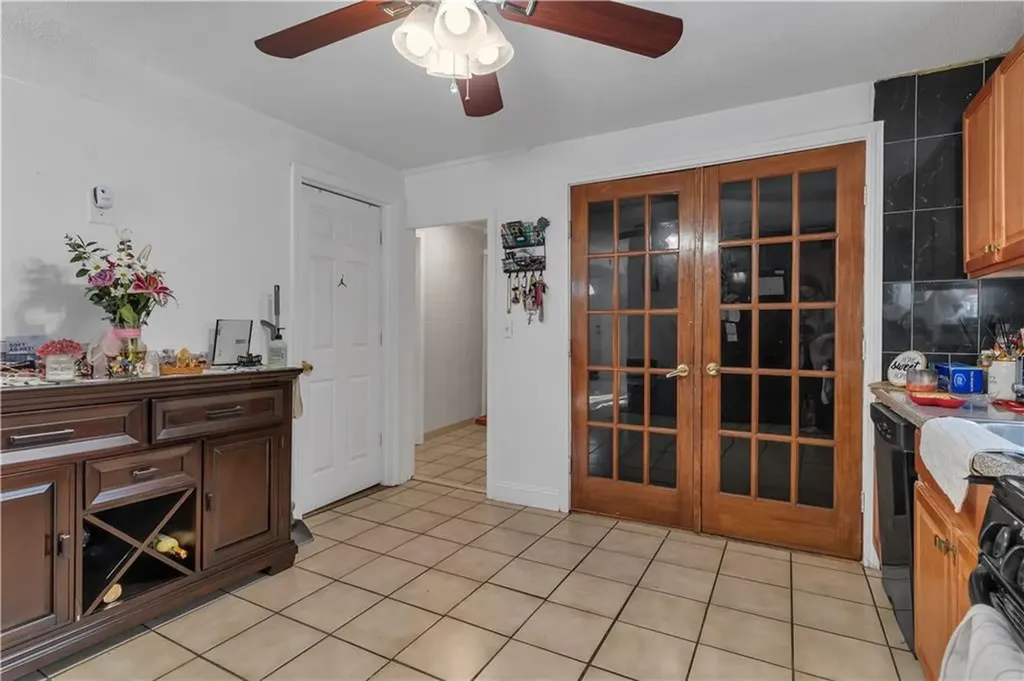 72 Moore Street Central Falls RI 02863