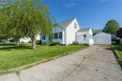 110 James M Beardsworth Avenue Tiverton RI 02878