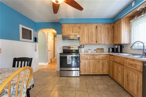 110 James M Beardsworth Avenue Tiverton RI 02878