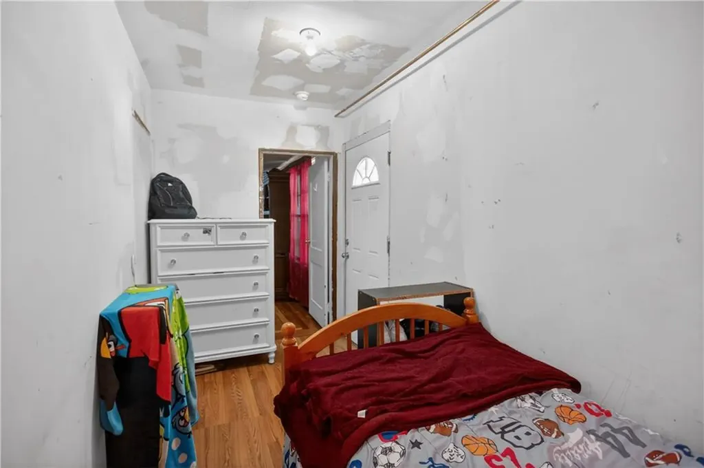 277 Ward Street Woonsocket RI 02895