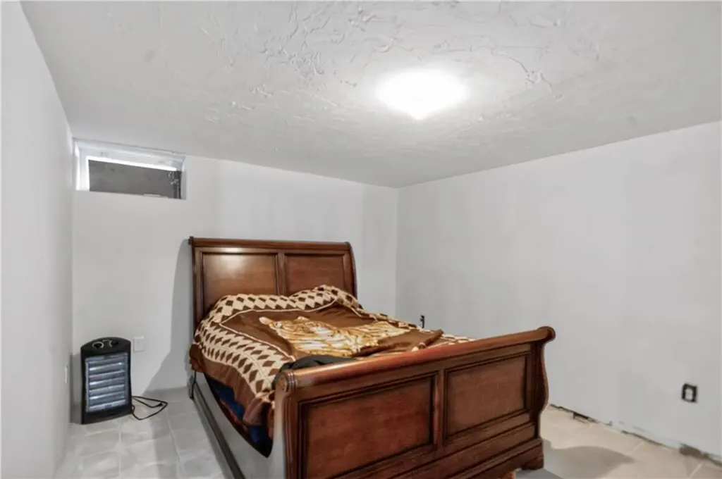 277 Ward Street Woonsocket RI 02895