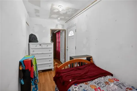 277 Ward Street Woonsocket RI 02895