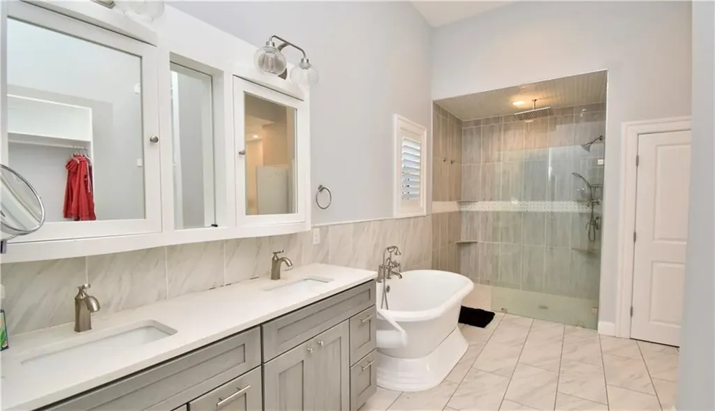 210 High Street Westerly RI 02891