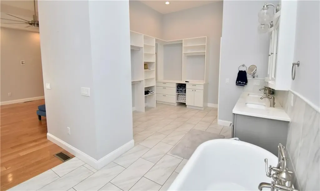 210 High Street Westerly RI 02891