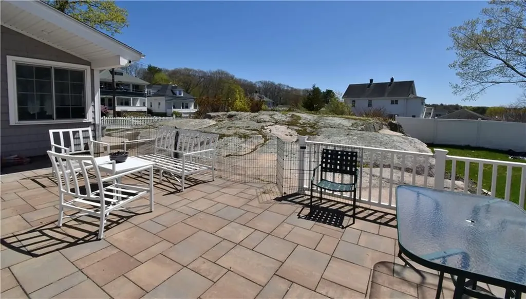 210 High Street Westerly RI 02891