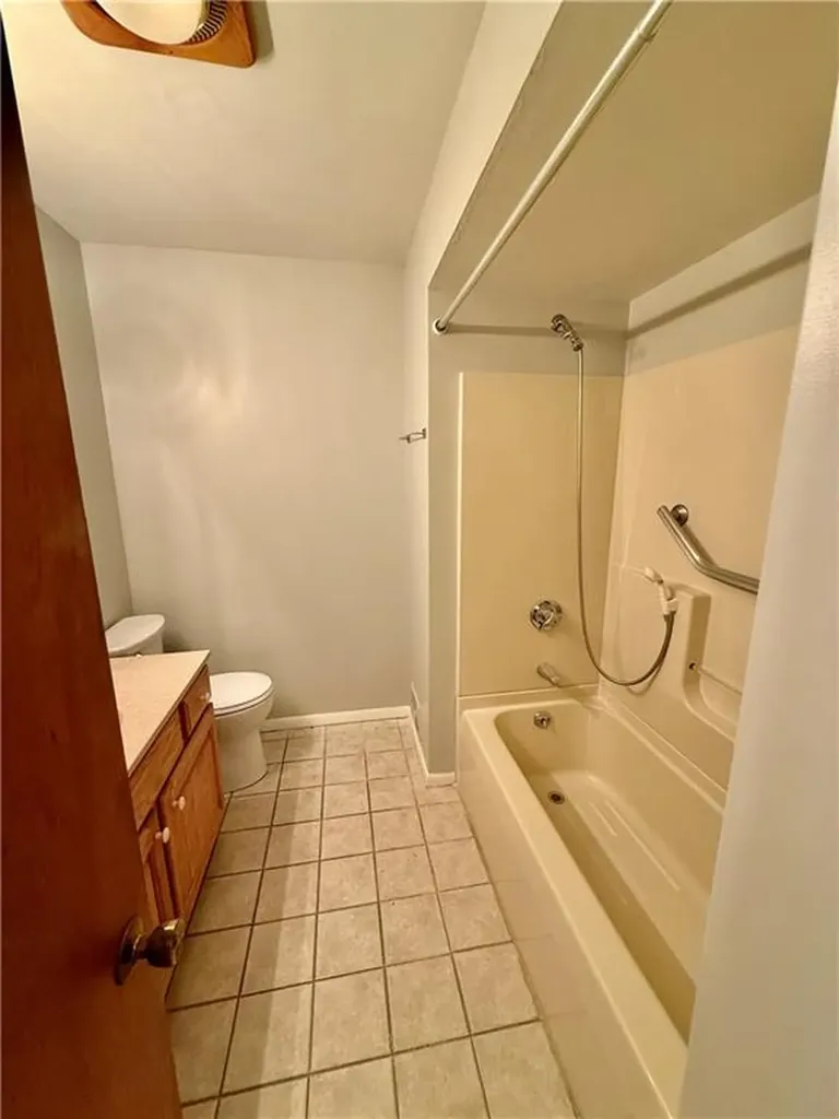 178 Canonchet Drive Portsmouth RI 02871