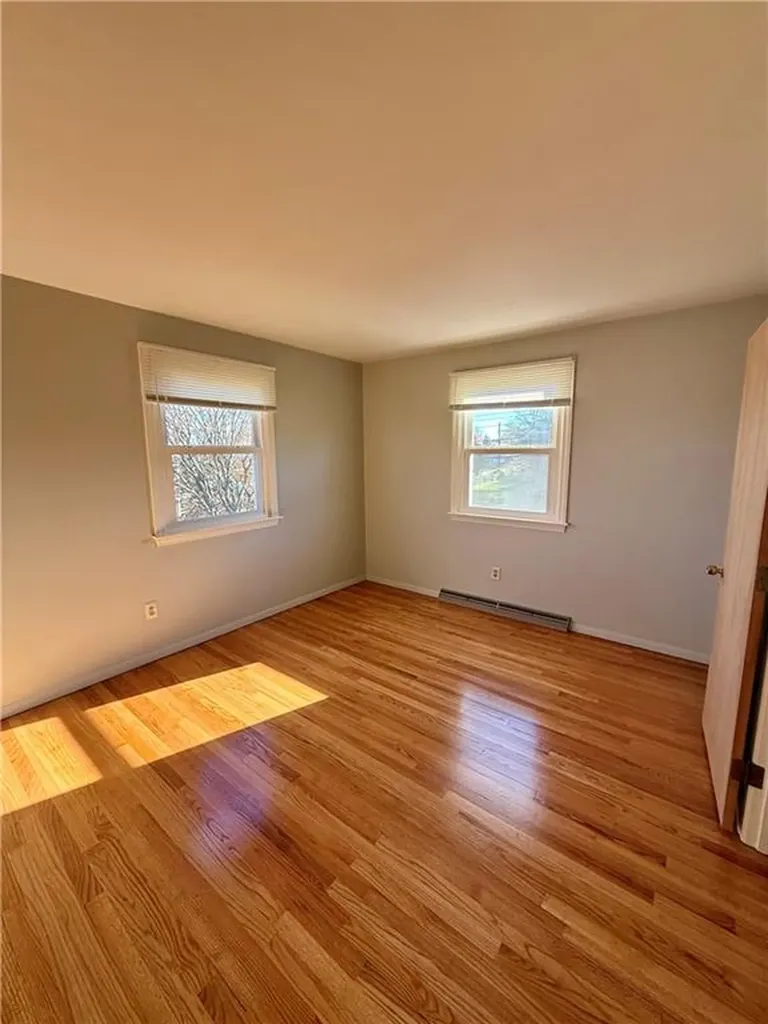 178 Canonchet Drive Portsmouth RI 02871