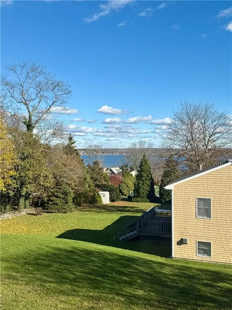 178 Canonchet Drive Portsmouth RI 02871