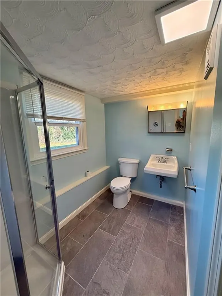 178 Canonchet Drive Portsmouth RI 02871