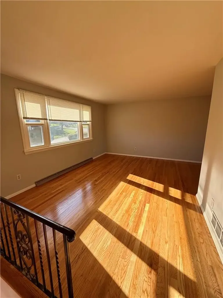 178 Canonchet Drive Portsmouth RI 02871