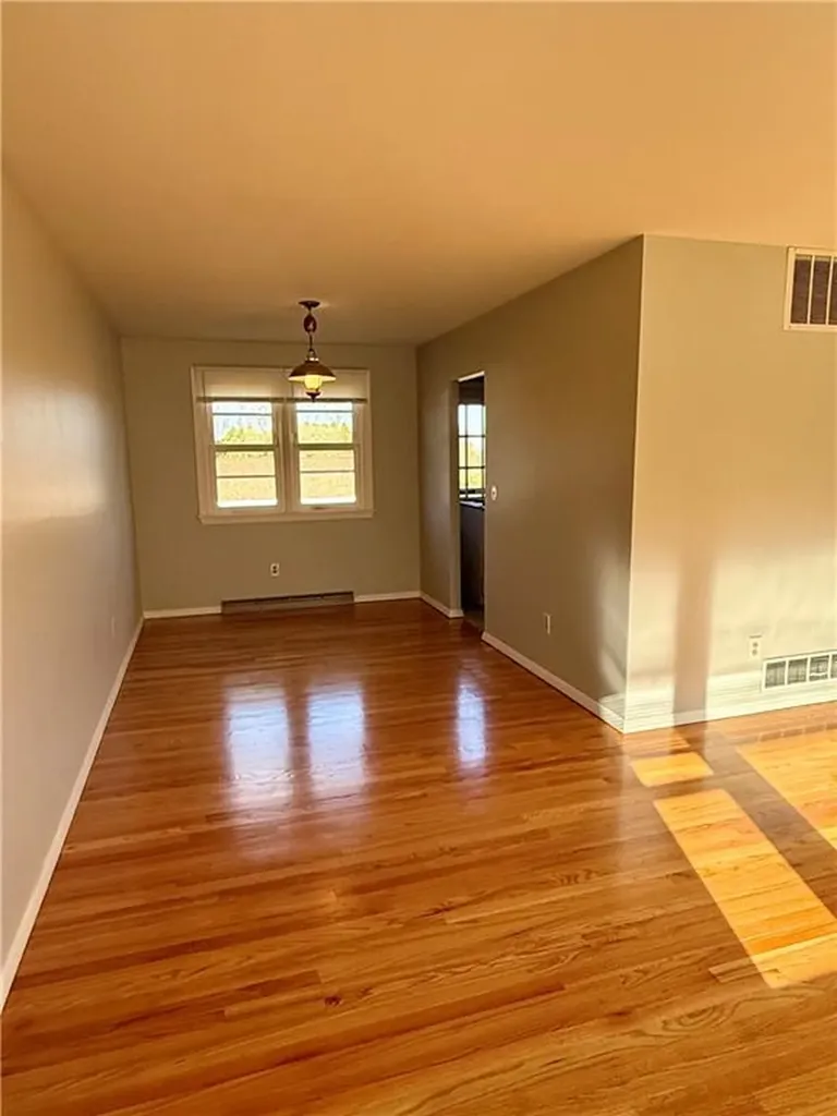 178 Canonchet Drive Portsmouth RI 02871