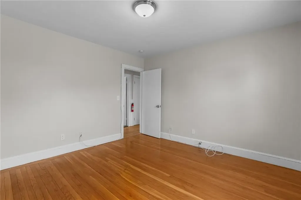 196 Wardlaw Avenue Providence RI 02908