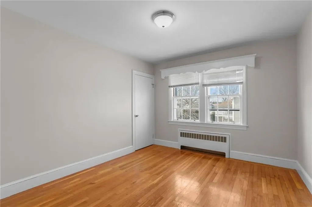 196 Wardlaw Avenue Providence RI 02908