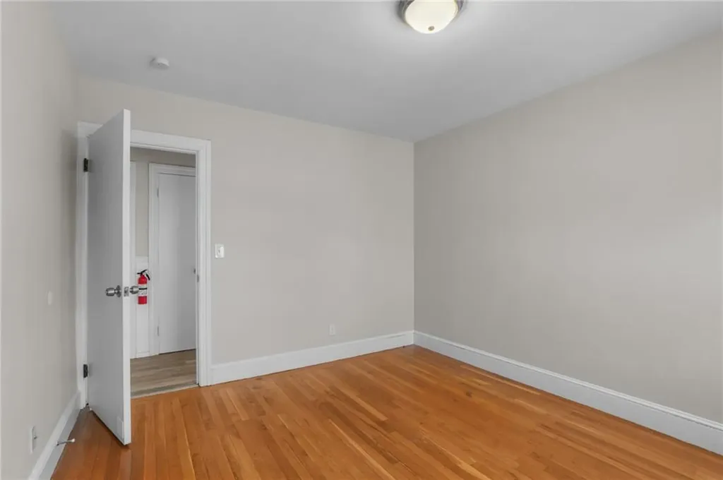 196 Wardlaw Avenue Providence RI 02908
