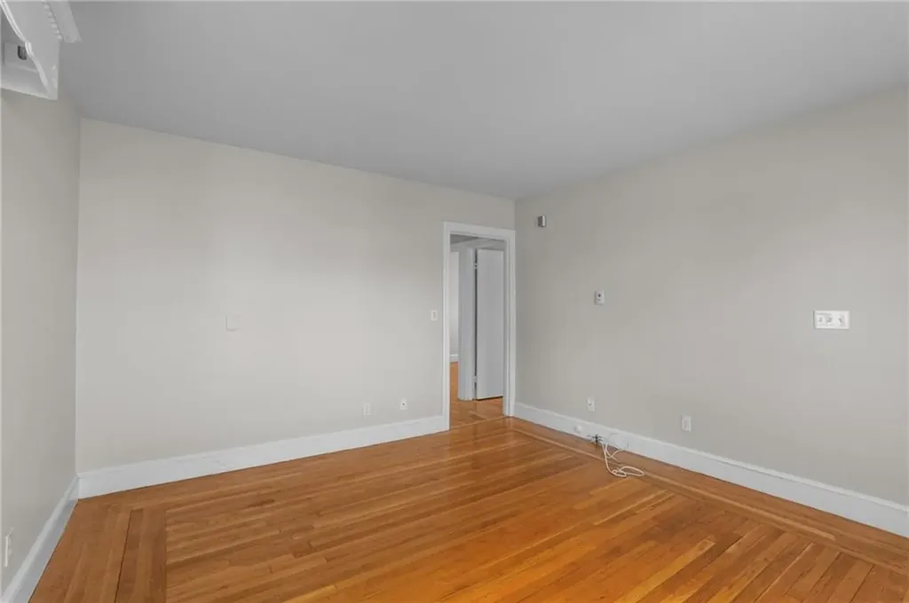 196 Wardlaw Avenue Providence RI 02908