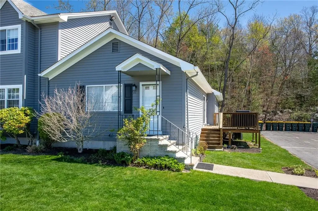 2 Magnum Court Smithfield RI 02917