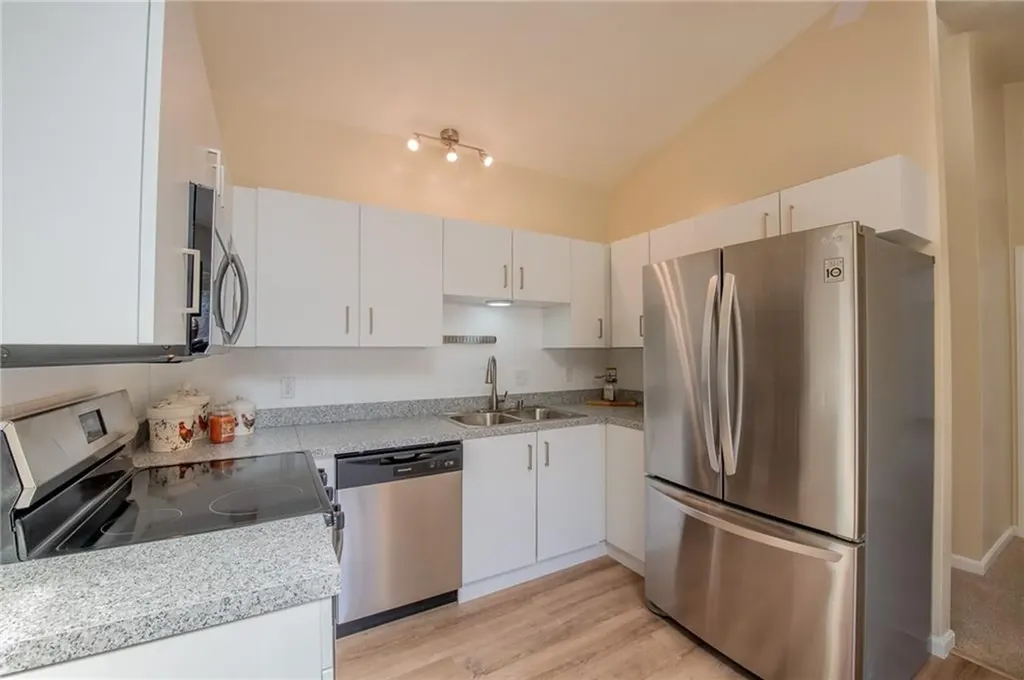 2 Magnum Court Smithfield RI 02917
